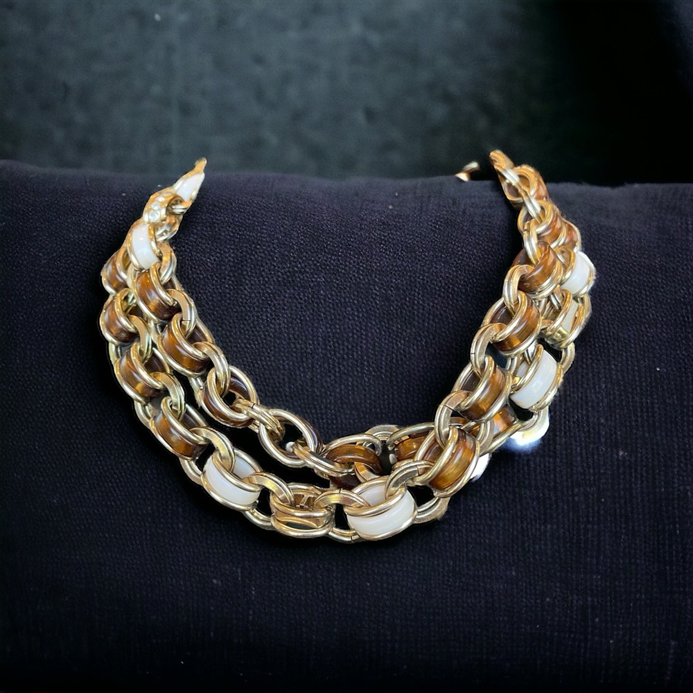 Coldwater Creek Rhinestone Crystal Pave Resin Lucite Chain Link Necklace